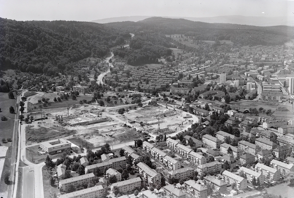 Luftaufnahme während dem Bau des Stadtspitals Triemli (ETH Archiv)